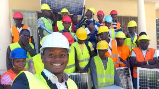 Bi-Solar Tech Fridge Team - a business supported through WIDU's Corona Business Grant